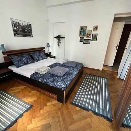 Apartament Ultracentral Universitate Bucharest Luaran gambar